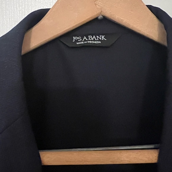 Joseph A Banks. Classic Black Men's Blazer - Picture 3 of 6